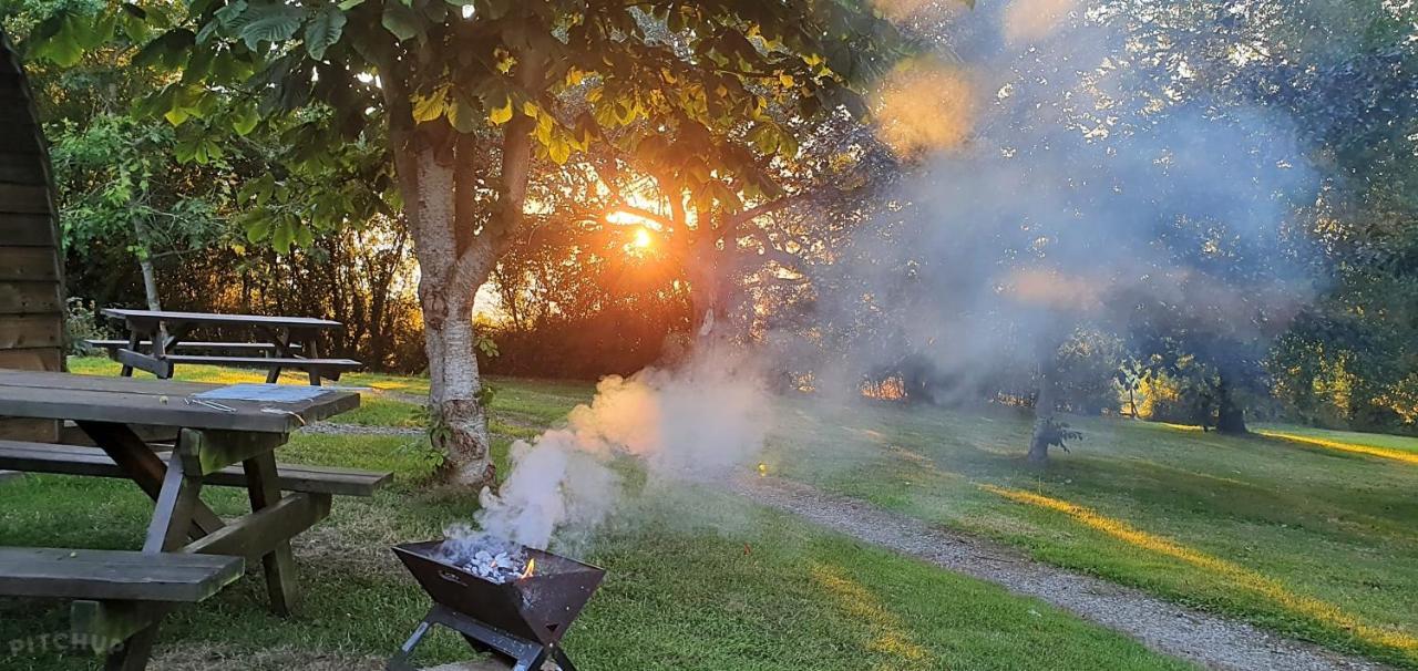 Caplor Glamping & Lodges Hereford Kültér fotó
