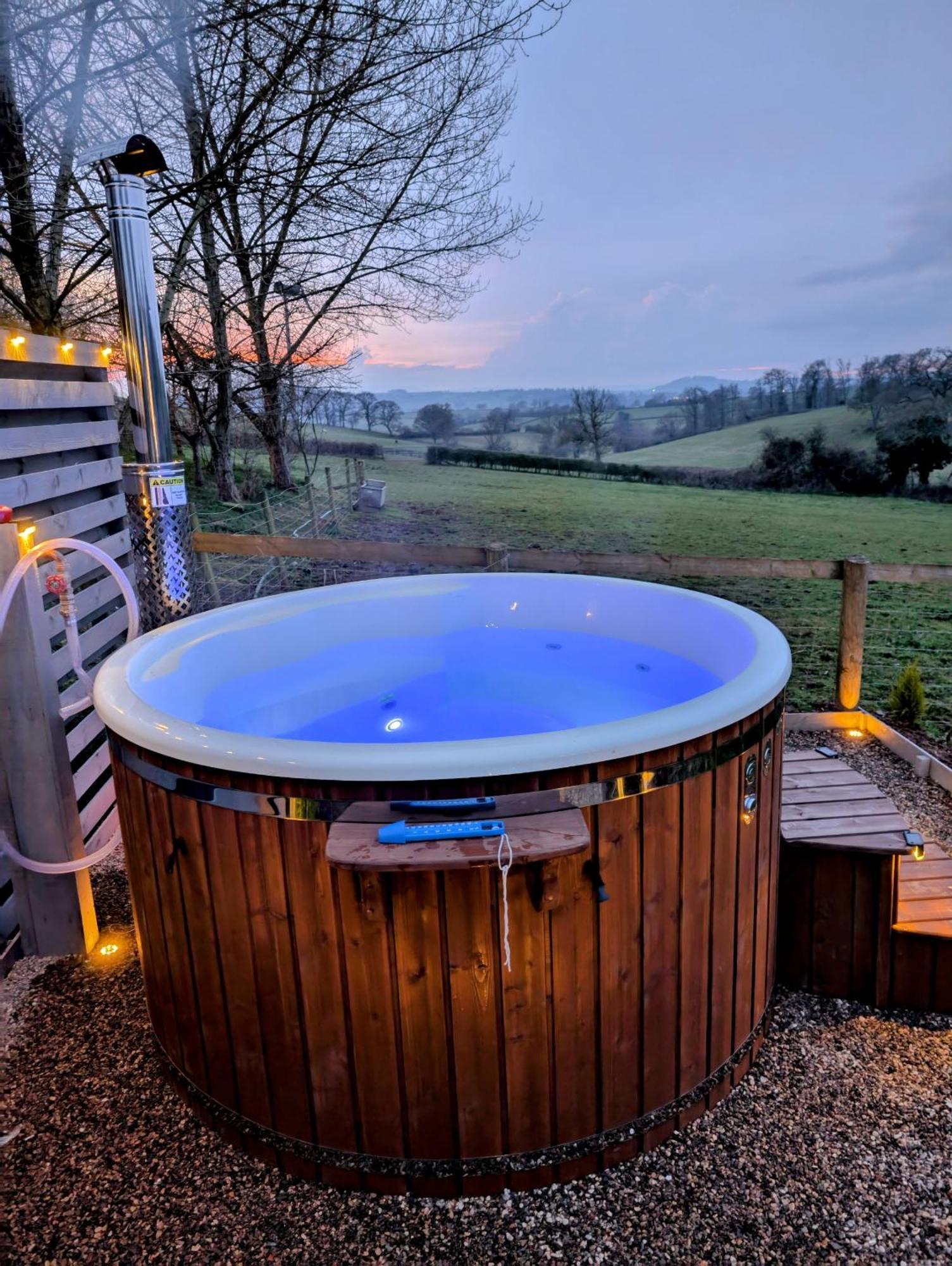 Caplor Glamping & Lodges Hereford Kültér fotó